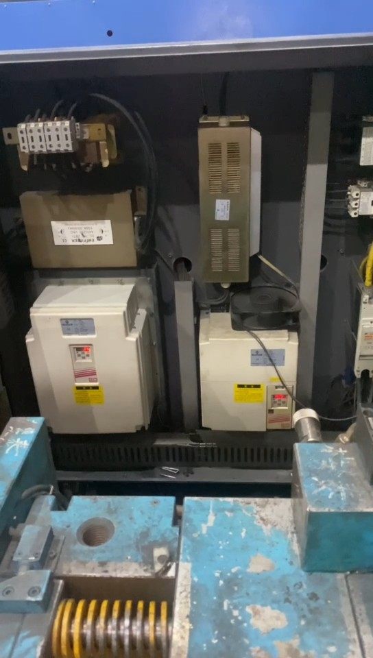 二手长飞亚科比F5驱动器75KW。23F5A1R-YVC2