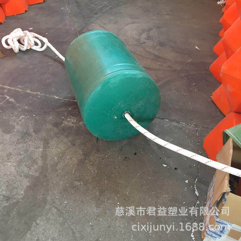 浙江河道拦渣浮体水面浮漂载污带设计方案浮式水面塑料浮桶厂家