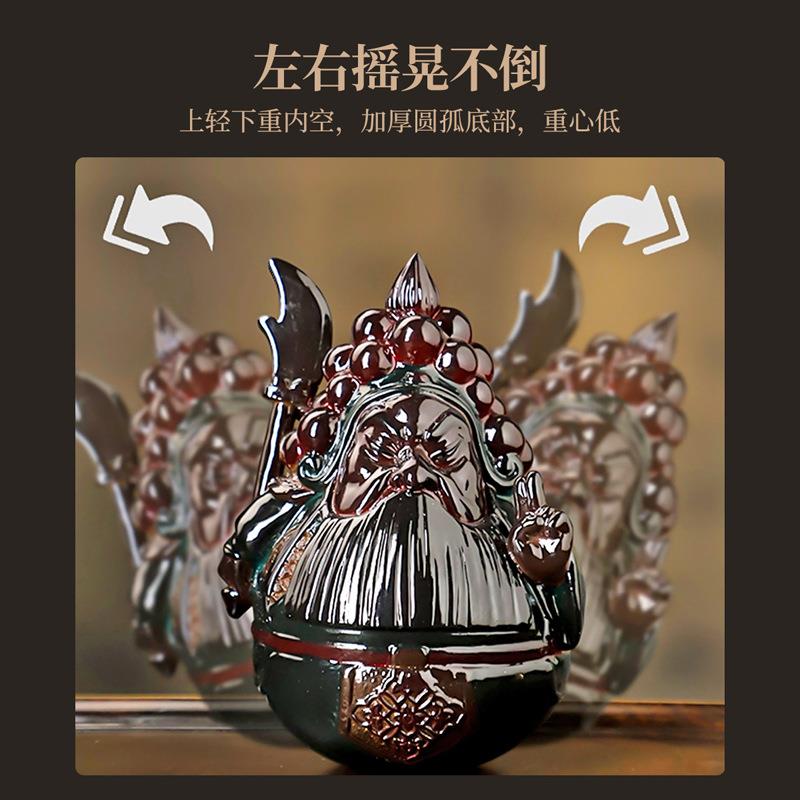 新中式茶桌配件不倒翁变色关公茶宠桌面树脂茶玩装饰小摆件可