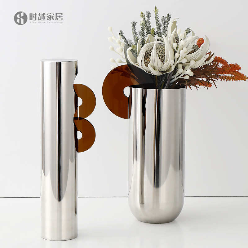现代轻奢电镀银色花瓶北欧简约家居客厅样板房间酒店花器饰品摆件