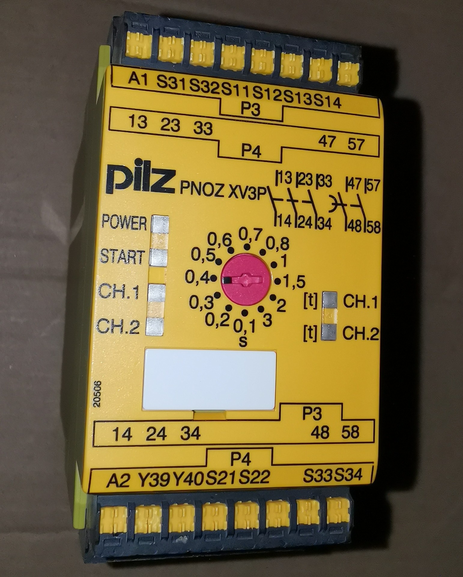 PILZ PNOZ XV3P 787512