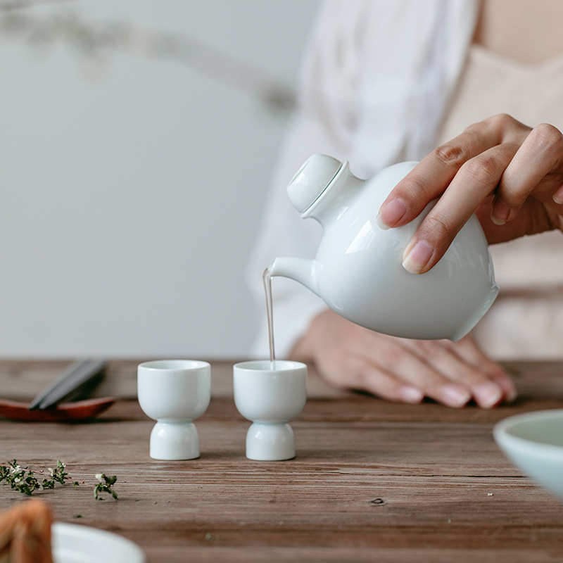 中式复古陶瓷酒具套装家用一口白酒杯小酌一人独饮酒器酒蛊酒壶