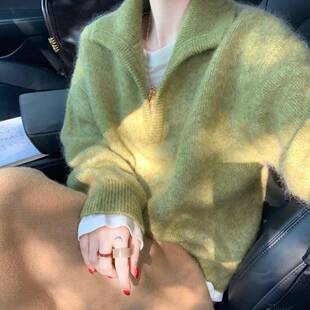 绿色v领针织衫衣女秋冬慵懒高级感加厚可内搭外穿翻领针织上衣