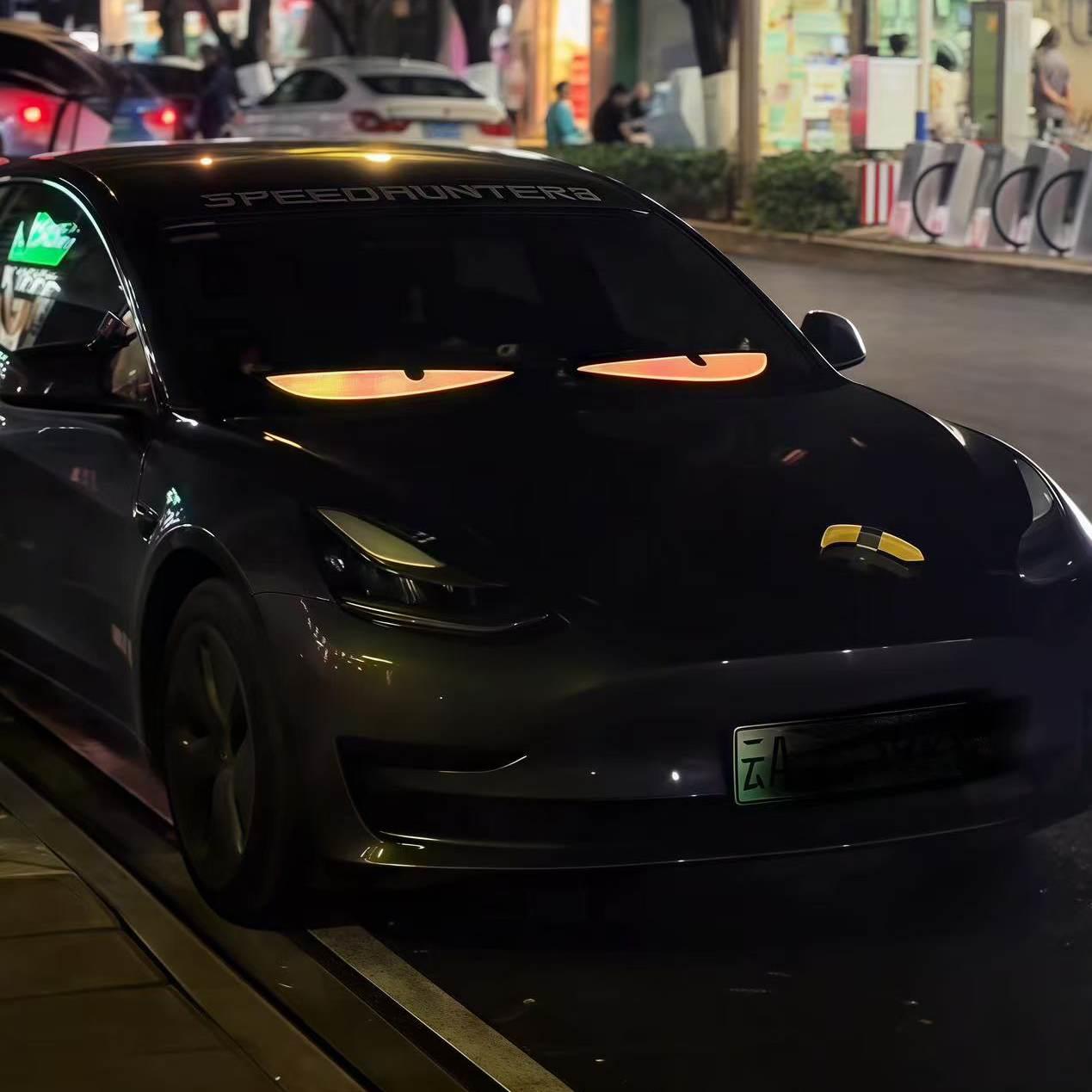 恶魔之眼眨眼车灯投影灯创意车载led解压气氛灯夜间警示防追尾