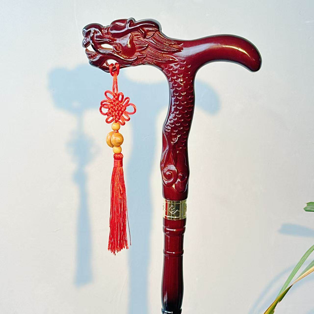 老年人龙头雕刻拐杖防滑高端雪杖