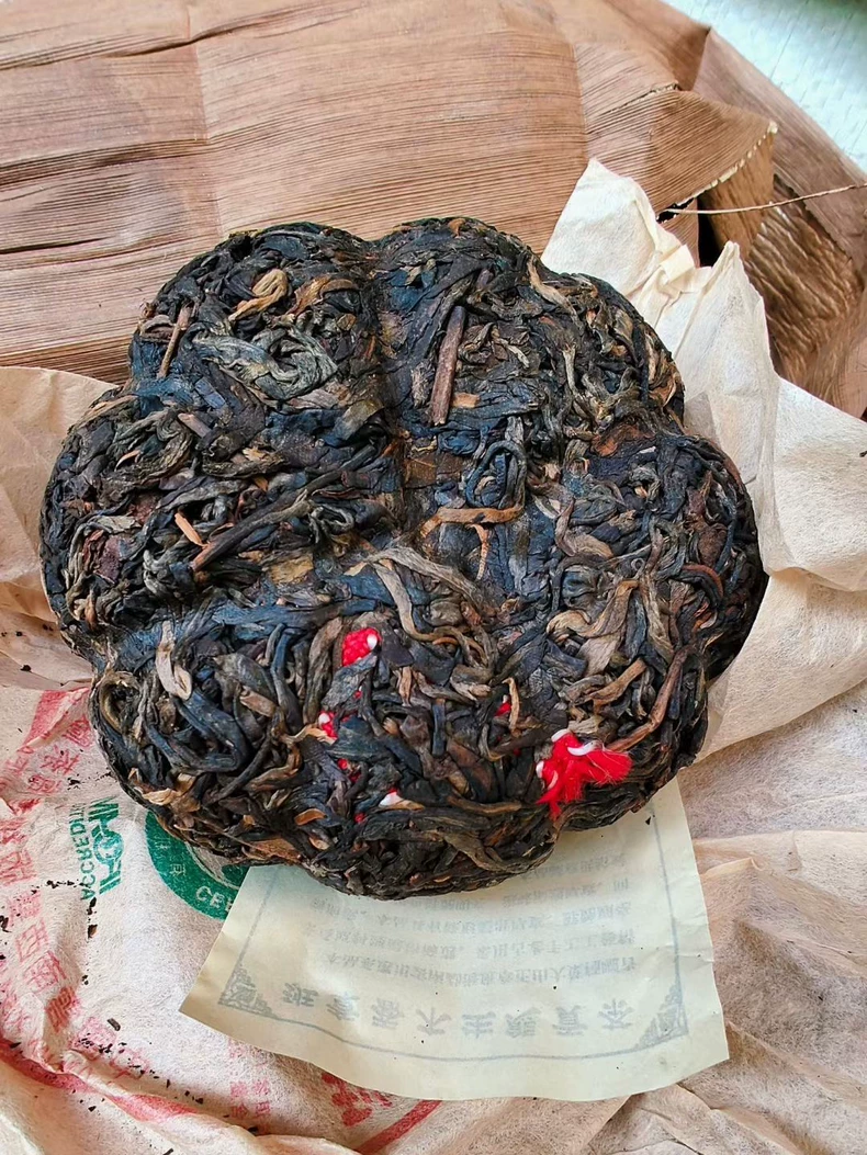 極品沱茶 最後3坨2004年班章喬木生態貢茶金瓜茶王250克一沱 普洱茶 BUASHOP普洱老茶
