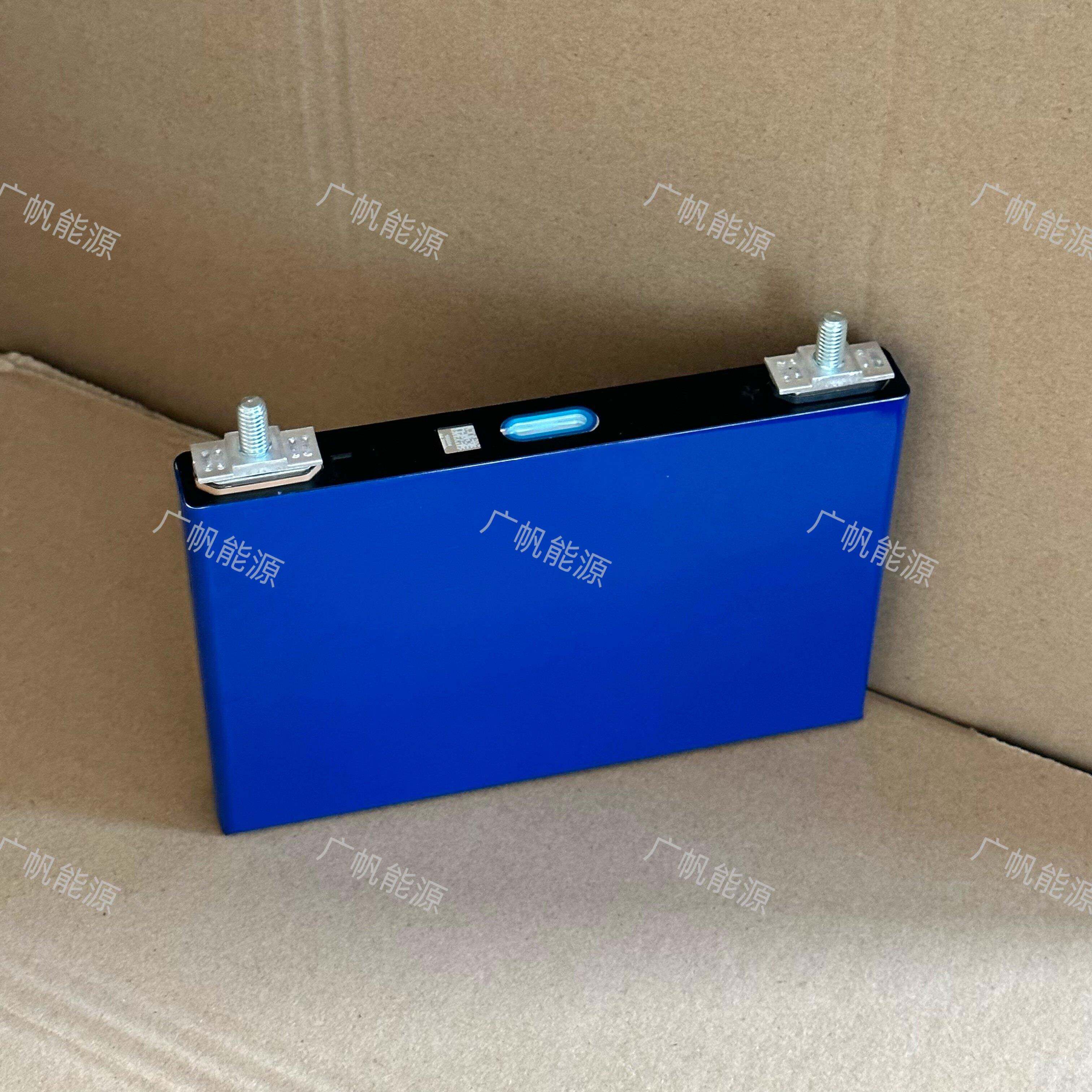 全新17.5AH 高倍率三元锂电池货车工程车应急启动电源 电焊机电芯