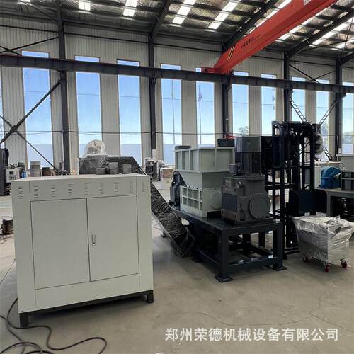 全自动车床含油铝渣压饼机小型卧式铜箔铁刨花金属碎屑压块机