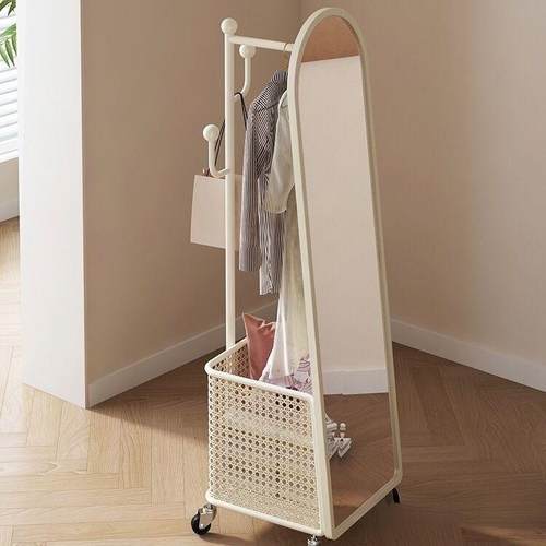 奶油挂风全身AVA镜旋转穿衣镜衣镜移动落地式衣架落试地一体衣镜