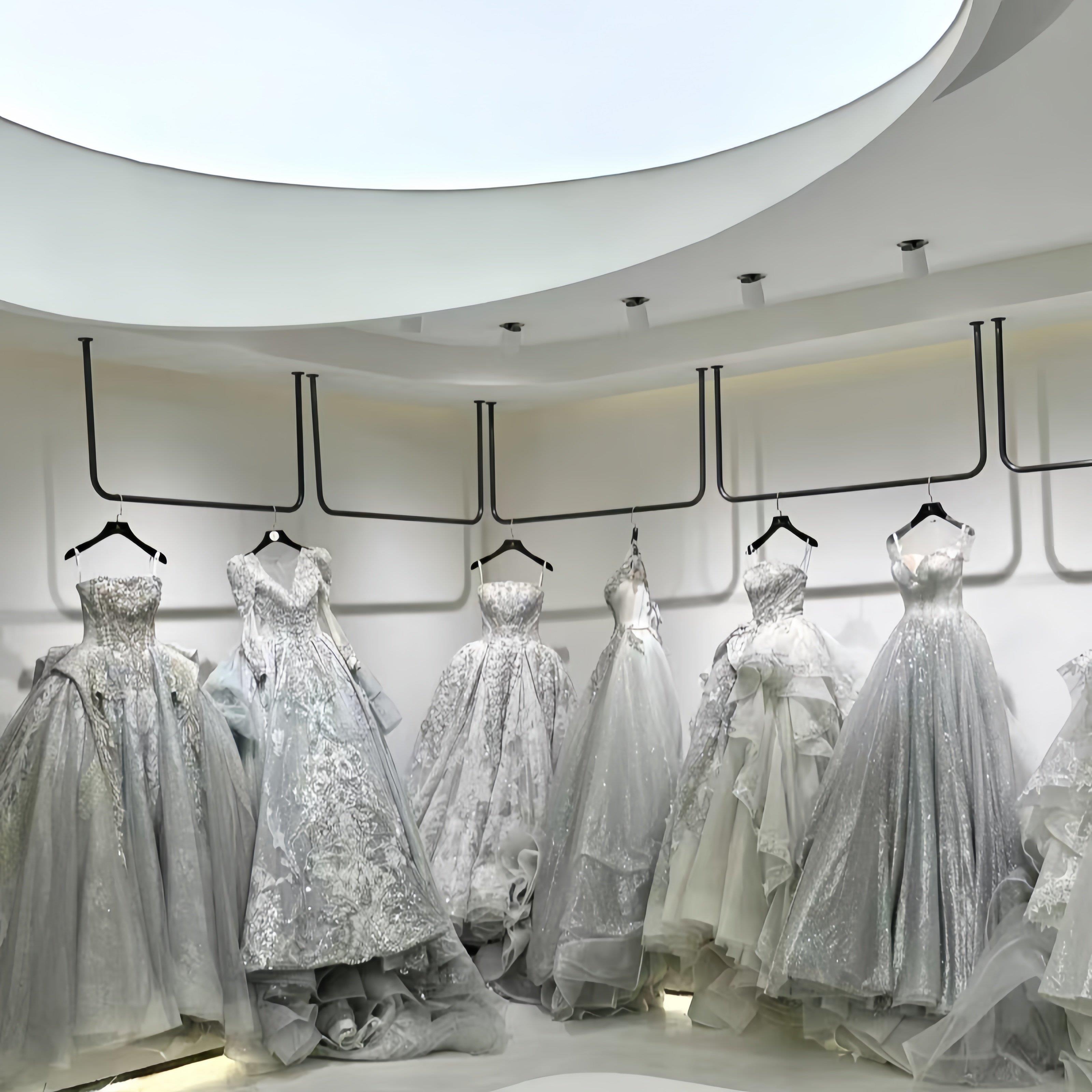 黑色影楼专用衣架婚纱店吊顶悬挂礼服旗袍架子上墙秀禾陈列货架