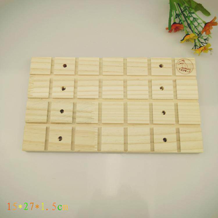 兔子木质 磨甲板 磨爪小宠用品 兔子磨抓板 磨爪板 宠物玩具用品