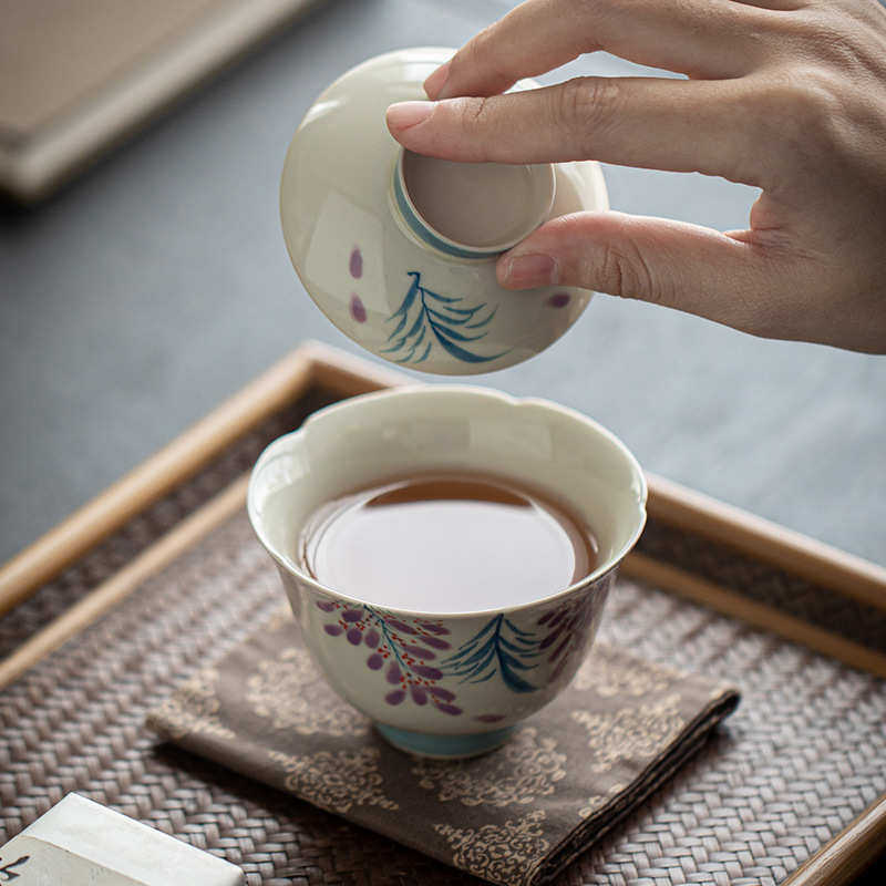 手绘紫藤葵口盖碗中式复古釉下彩小泡茶器家用陶瓷功夫茶具,餐饮具,盖碗,淘宝优惠券,粉丝福利购,淘宝优惠卷
