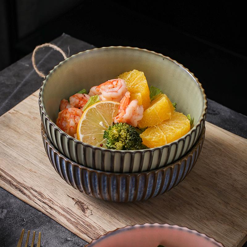 新款复古和风手工蓝色剔花黑陶日式粗陶碗窑变家用竖条纹钵碗做旧