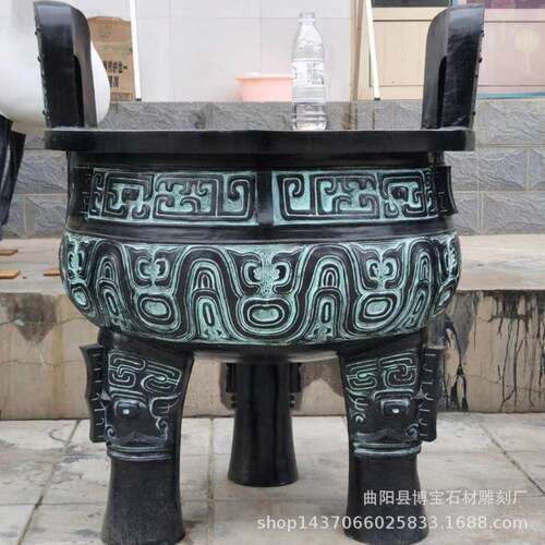 供应铸铜铜鼎寺庙仿古烧香大鼎铸铁香炉鼎铸造厂家价格优惠