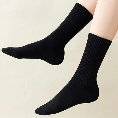 6 Pairs Middle Tube Socks For Men Solid Colour In White and