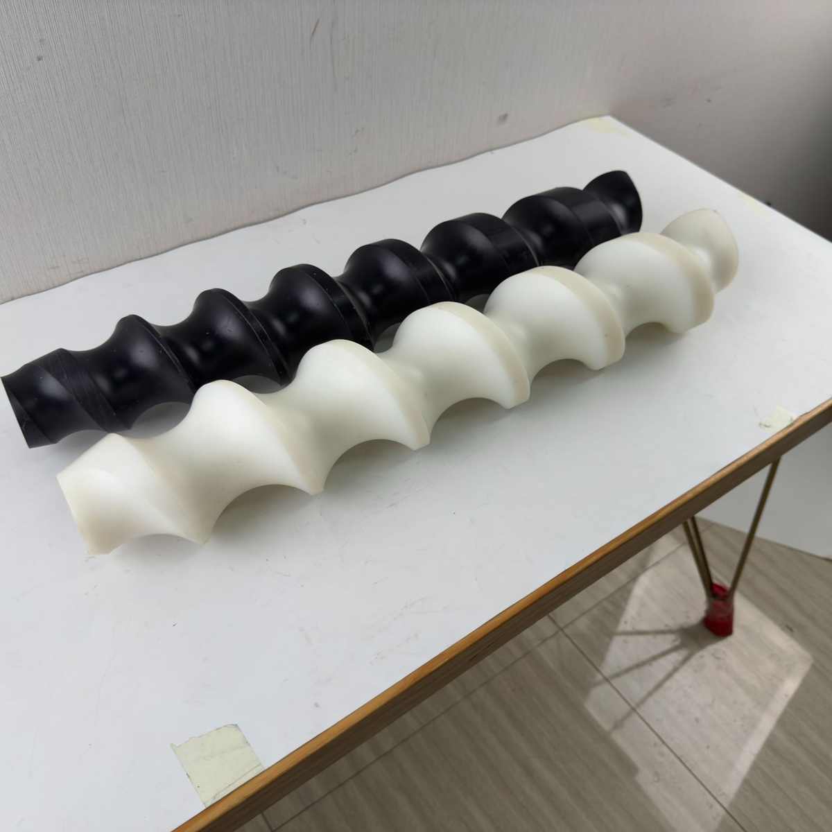 进瓶螺杆 尼龙送料螺旋输送杆食品灌装变径螺旋杆 螺旋轴传送杆