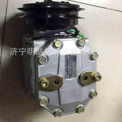 卡特挖掘机320200312老款空调压缩机发动机罩油箱盖泵门驾驶室