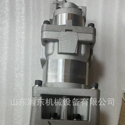 装载机 WA600 泵705-55-43040