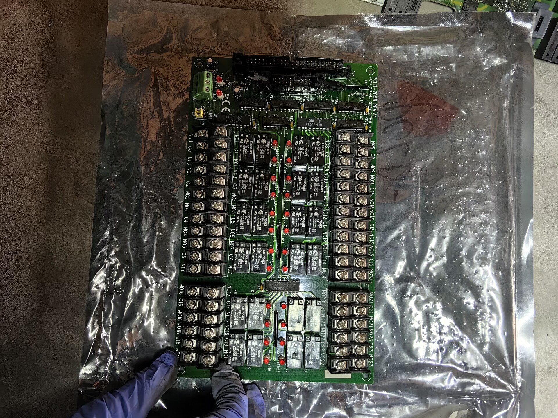 PCLD-758B全新板一张，有需要联系