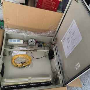 2U标准明装网络弱电布线箱箱 交换机配线箱 国标综合壁挂设备箱