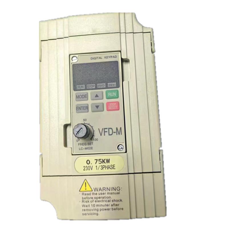 全新国产变频器VFD007M21A 0.75KW 单相 一年质保!