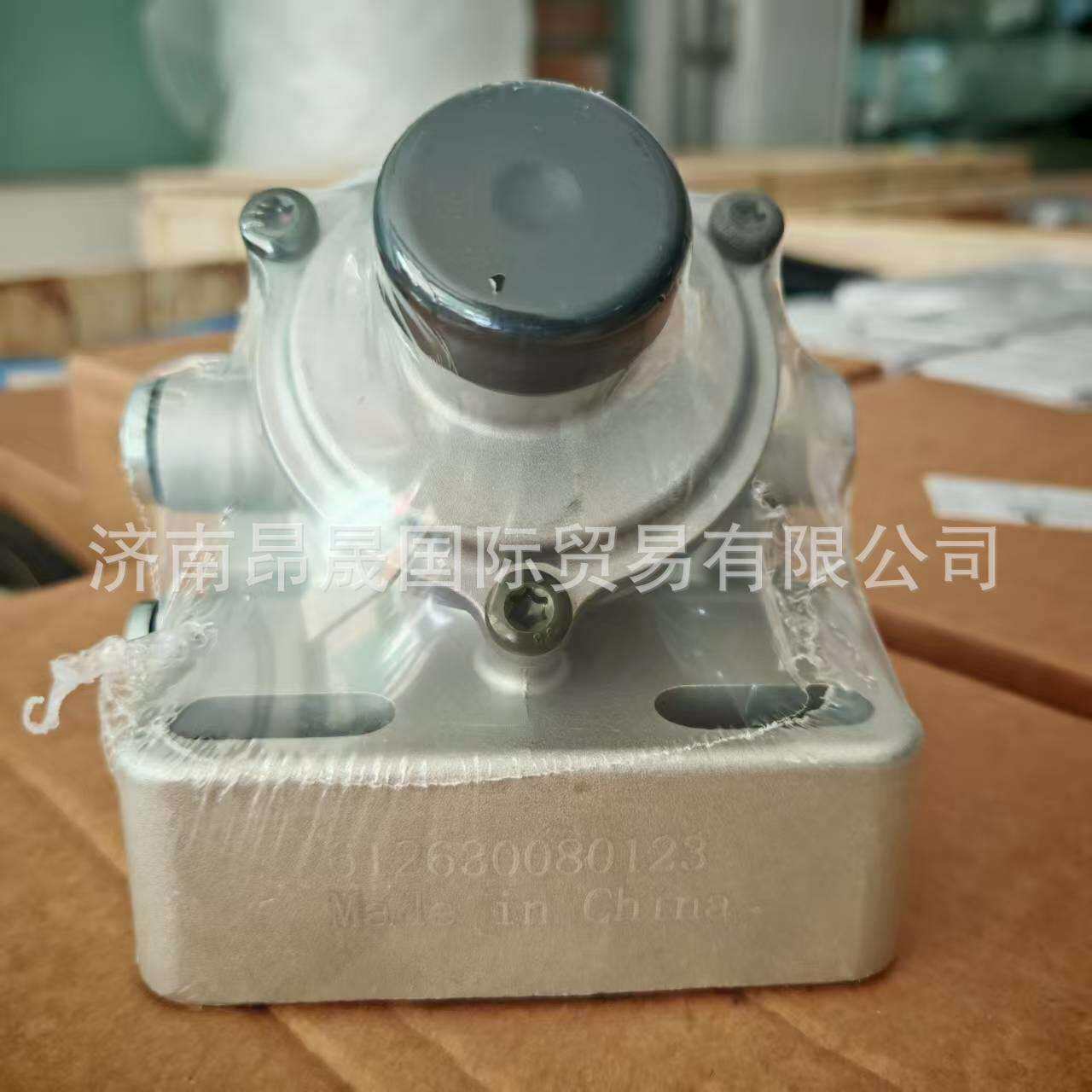 重汽HOWO 配件 PL420油水分离器底座 柴油滤清器底座612630080123