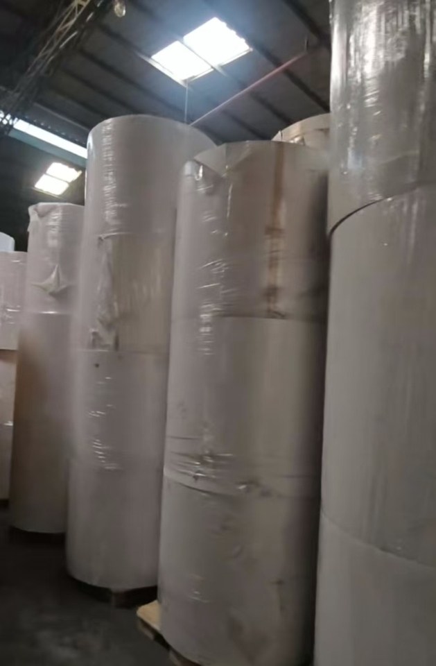 1月19日东莞库存金东铜版纸约470吨网络拍卖公告