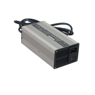 60v5A 48V6A 12V15A 24V10A 磷酸铁锂充电器 电动叉车专用充电器