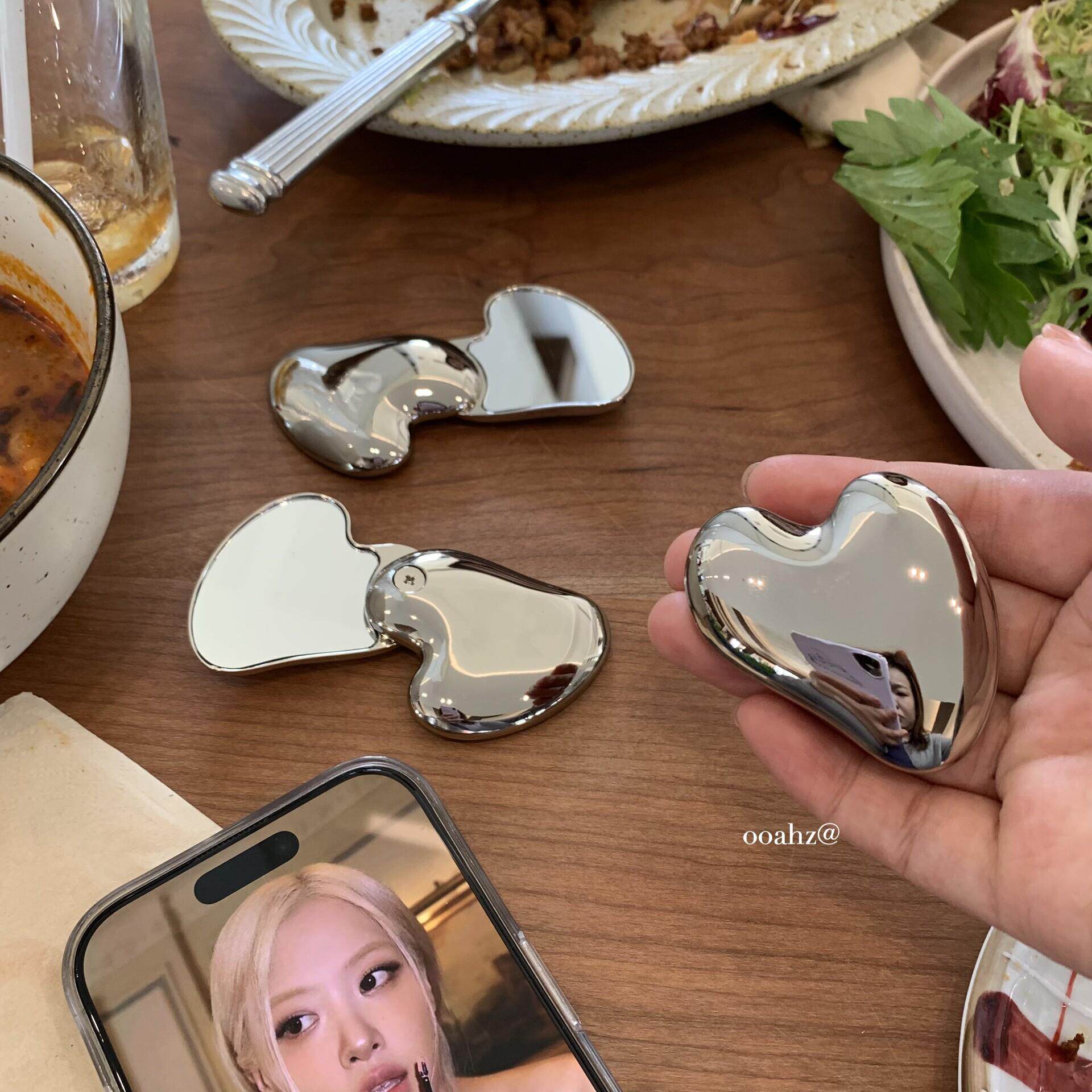 心如明镜~金属不锈钢爱心化妆镜 可爱随身小镜子迷你可携式补妆镜
