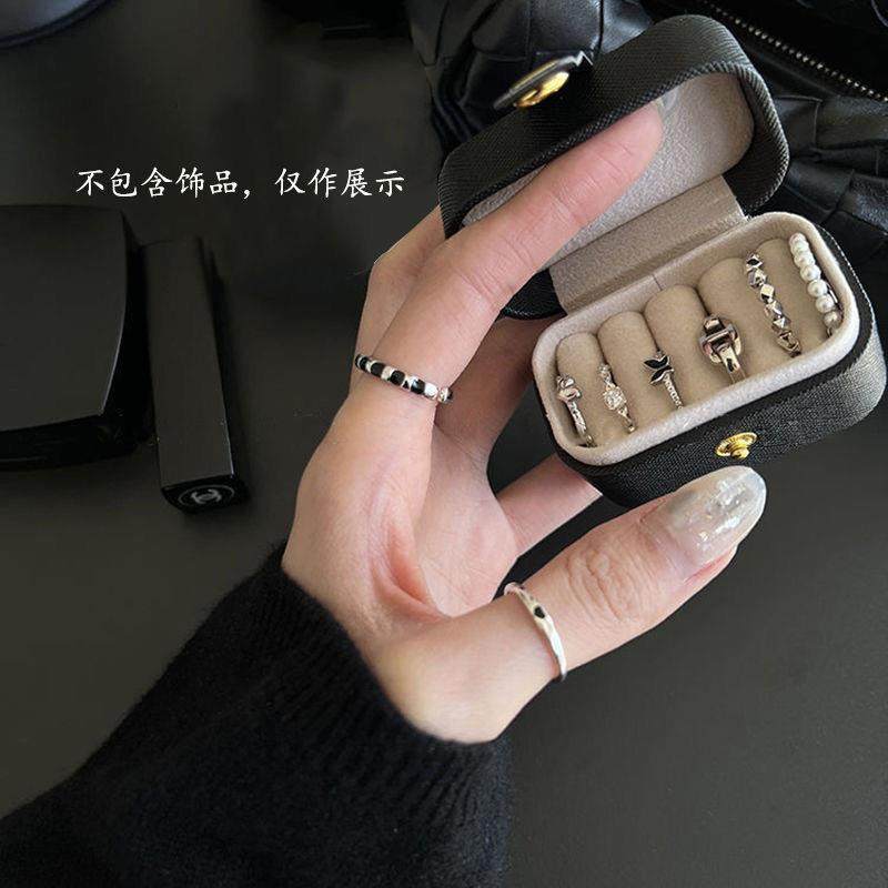 首饰盒便携收纳盒迷你精致耳钉耳饰戒指盒旅行随身携带小型饰品盒