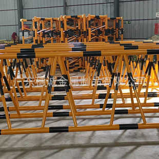 拒马防撞移动学校道路黄黑加油站路障护栏万向轮防冲撞隔离安全用