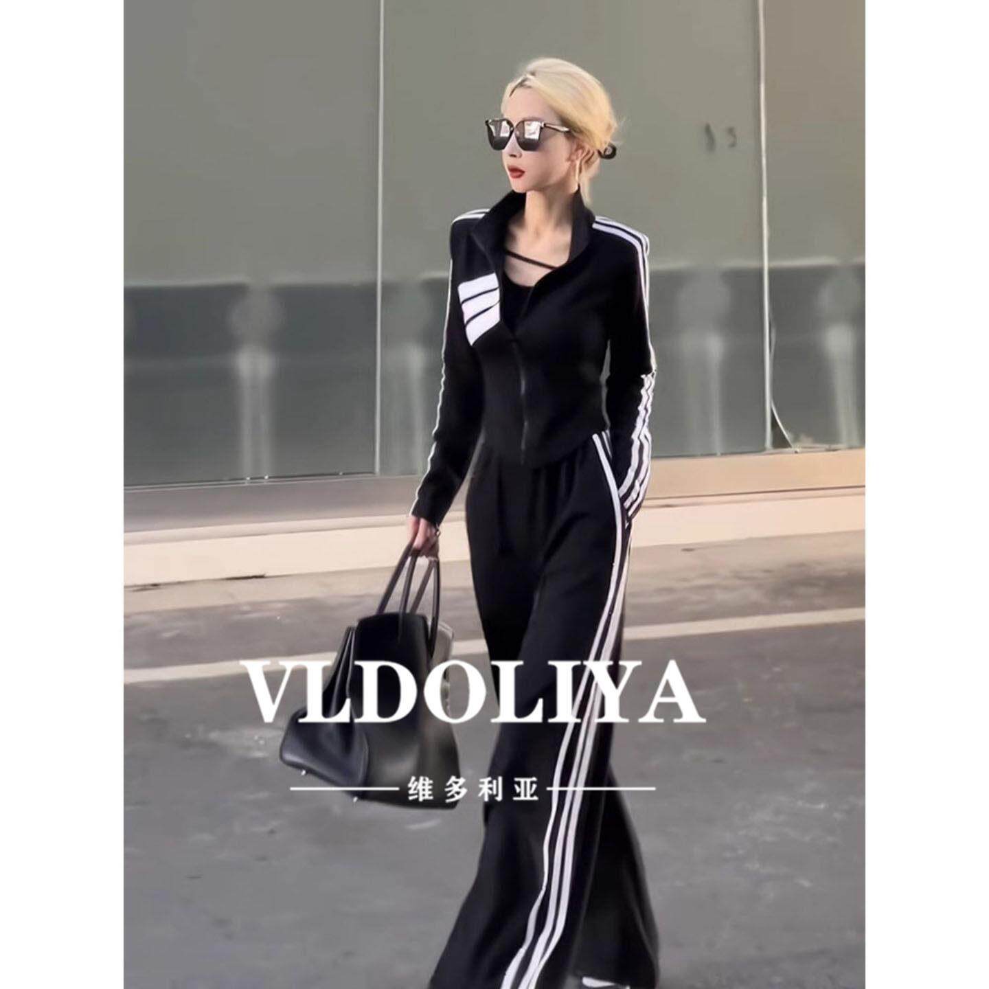 VLDOLIYA维多利亚高级感运动服套装女2026春秋休闲黑色卫衣两件套