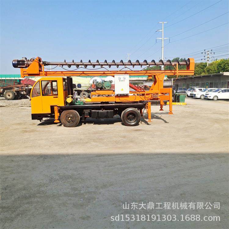 旧房新建地基打桩机自建房基础钻孔机一次成孔螺旋地基打桩机