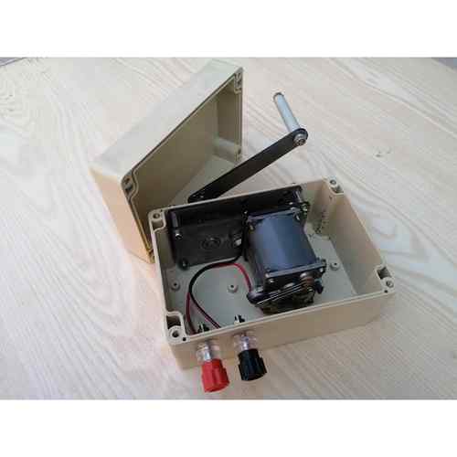 老式磁石电话机手摇发电机增速齿轮箱永磁无刷交流电压100到360伏