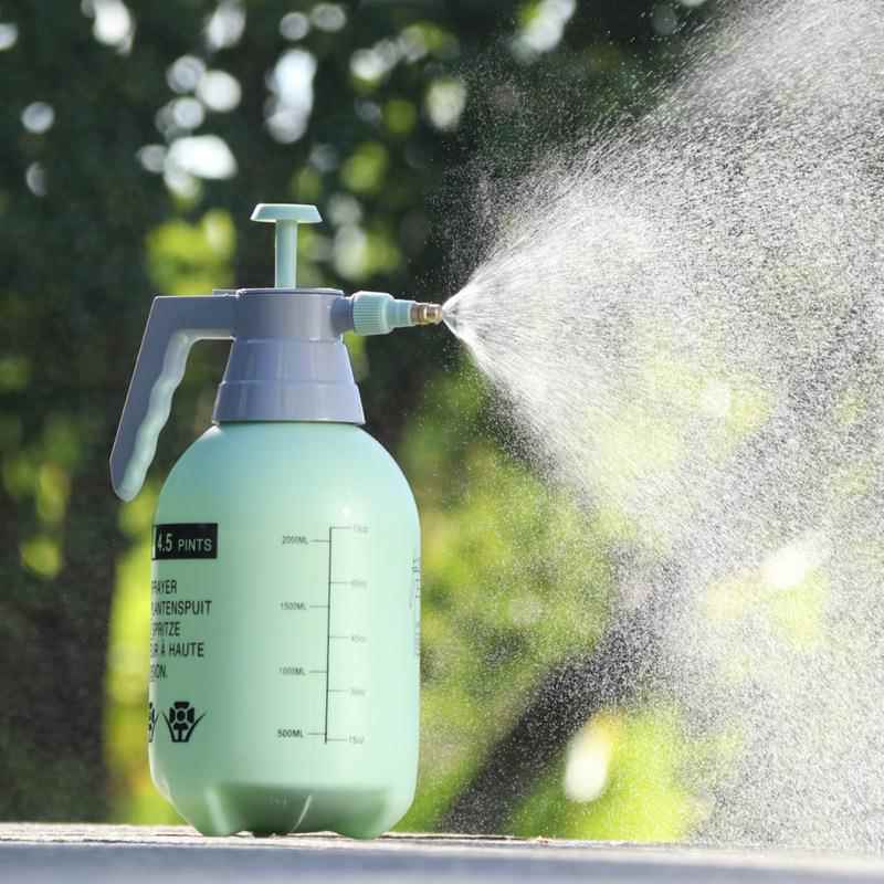 园艺2L喷水壶奶绿色小型喷雾器家用浇花壶气压式喷壶洒水壶浇水壶