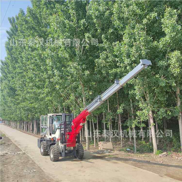园6.2米吊林绿化用前置叉压车吊臂液伸缩越野叉车尾飞臂吊可卸拆