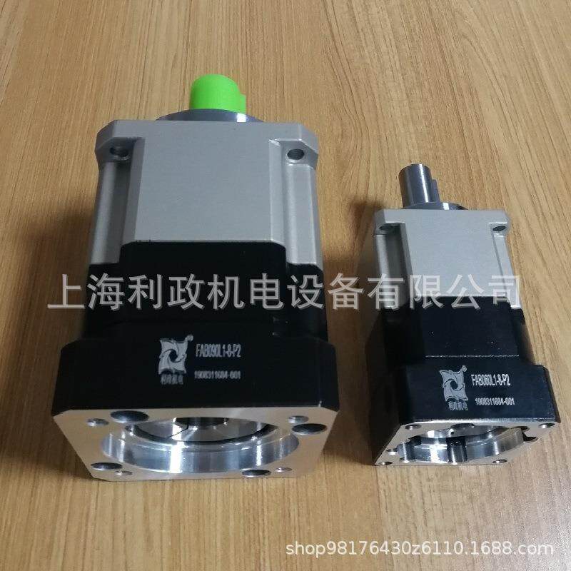 伺服电机匹配利政斜齿行星减速机 FAB142-10-L1-S2输出轴40毫米