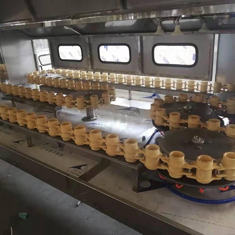 不锈钢玻璃瓶冲瓶机 自动啤酒瓶洗瓶机 圆瓶方瓶冲瓶机灌装设备