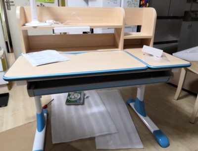 口碑评论跟风入手生活诚品儿童书桌怎么样，有没有甲醛？有后悔的吗