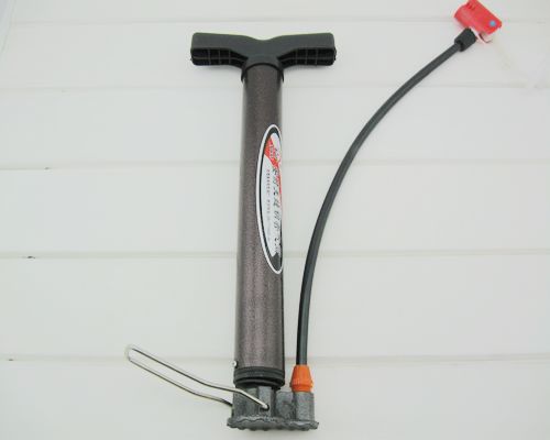 Pompe à vélo - Ref 2397396 Image 1