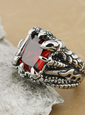 复古时尚风红色锆石龙爪钛钢戒指