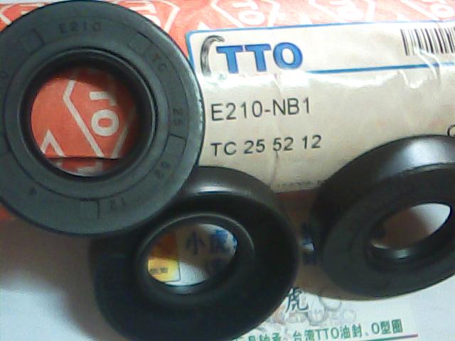TC25*52*12E210TTO台湾油封