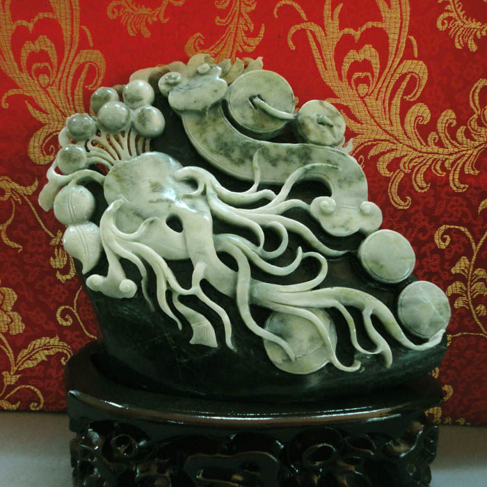 玉如意 南阳独山玉摆件人参巧色精雕绿白料南阳独玉摆件人生如意1