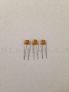 2.54MM 0805 脚距2.54MM 独石电容 30元 50V 1000只 104