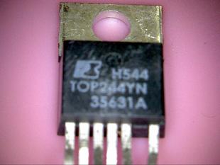 全新实物拍摄 TOP244YN 盗版 必究 一个起拍 火速发货 小猪芯片