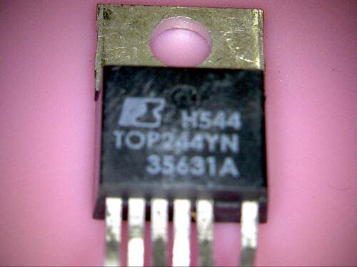 【小猪芯片】TOP244YN 全新实物拍摄 盗版必究 火速发货 一个起拍