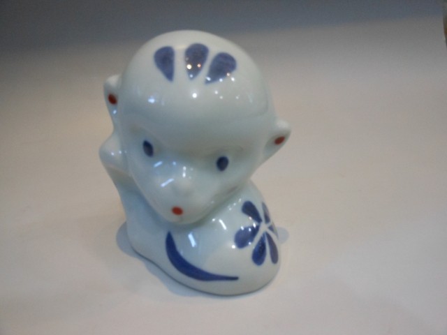 景德镇陶瓷雕塑刘远长作品青花手绘生肖猴生日礼物家居工艺摆设