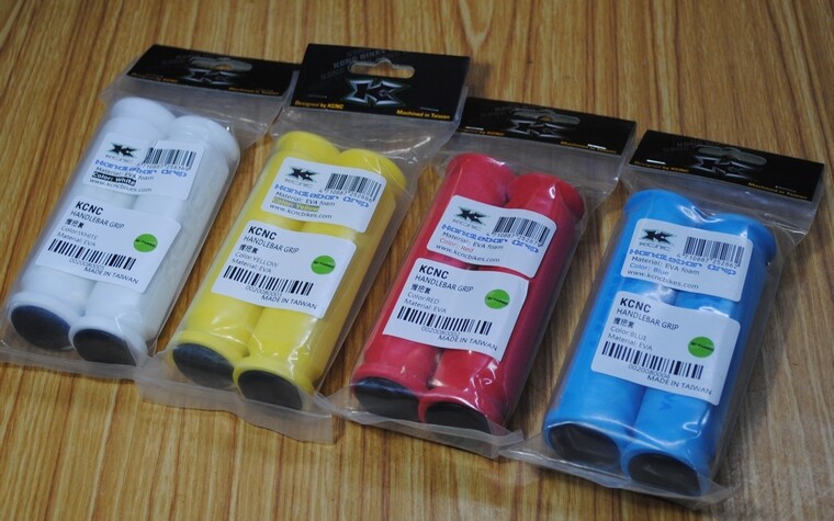 Poignées de vélo - Ref 2344236 Image 1