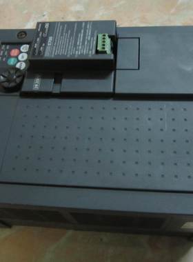 FR-E720-5.5K  带CC LINK  220V 5.5KW 成色好 三菱变频器