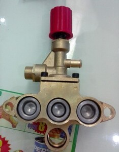 高压清洗机配件55型58型40型 洗车机器泵头气室座+调压阀全套全铜